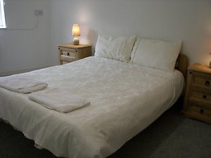 Newfield Self Catering Apartments. apartbed