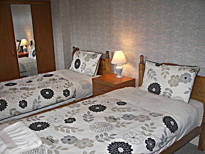 Self Catering Cottage. twinground